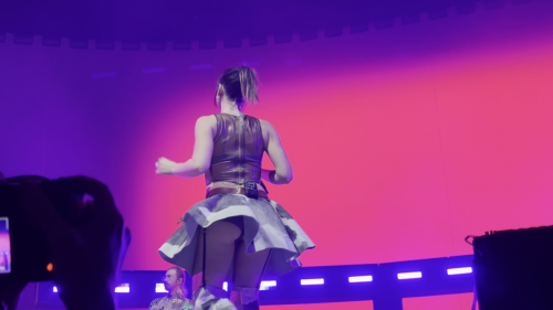 Maan de Steenwinkel - Upskirt - Goldband Ziggo Dome Concert (8-11-2024) (34)